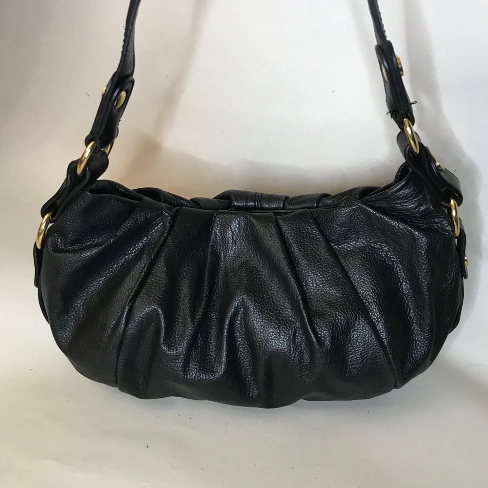 Vera Wang Simply Vera Purse Black Leather Satchel